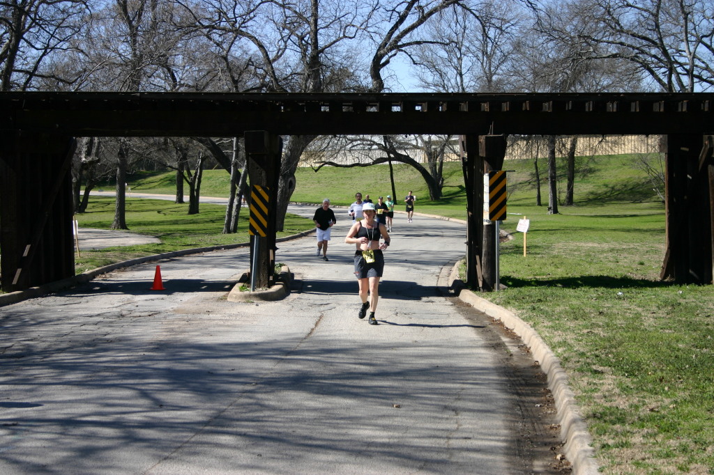 2007/02(February)/CowTown-Marathon/1024x768_2007-02-24-CowTown-marathon-Suzi-Fort-Worth-71.JPG
