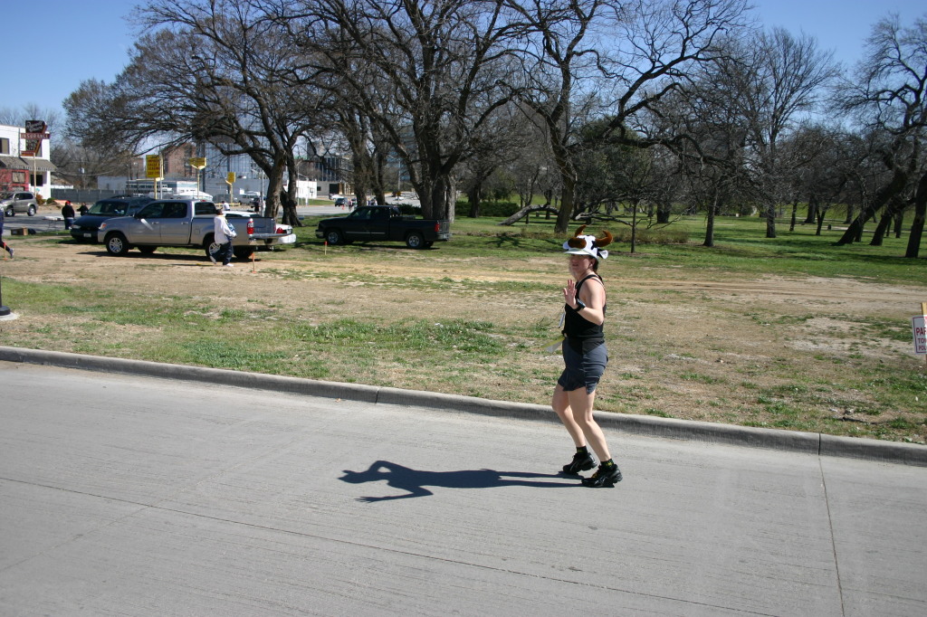 2007/02(February)/CowTown-Marathon/1024x768_2007-02-24-CowTown-marathon-Suzi-Fort-Worth-74.JPG
