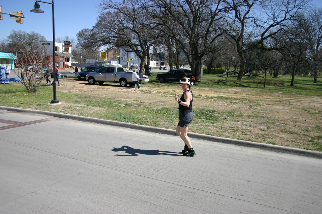 2007/02(February)/CowTown-Marathon/1024x768_2007-02-24-CowTown-marathon-Suzi-Fort-Worth-75.JPG