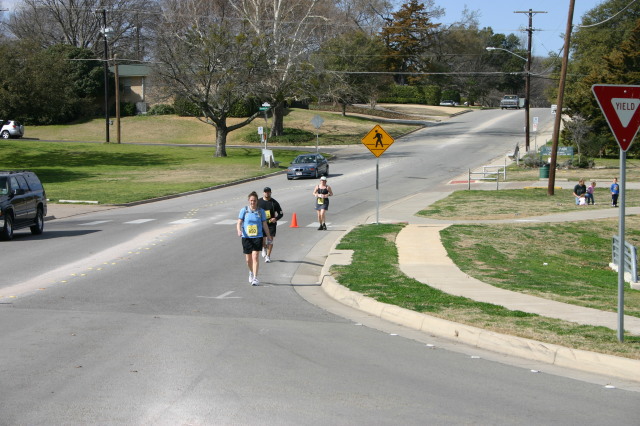 2007/02(February)/CowTown-Marathon/640x480_2007-02-24-CowTown-marathon-Suzi-Fort-Worth-48.JPG