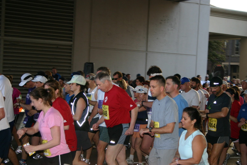 2007/02(February)/CowTown-Marathon/800x600_2007-02-24-CowTown-marathon-Suzi-Fort-Worth-15.JPG