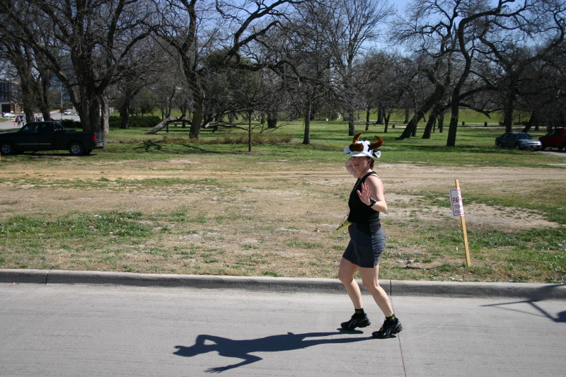 2007/02(February)/CowTown-Marathon/800x600_2007-02-24-CowTown-marathon-Suzi-Fort-Worth-73.JPG
