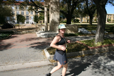 2007-02-24-CowTown-marathon-Suzi-Fort-Worth-56.JPG