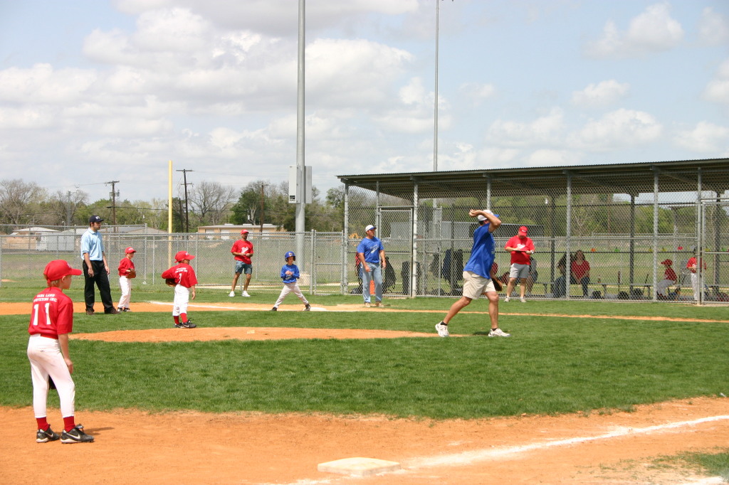 2007/03(March)/03-24-Titans-Tball/1024x768_IMG_9309.JPG