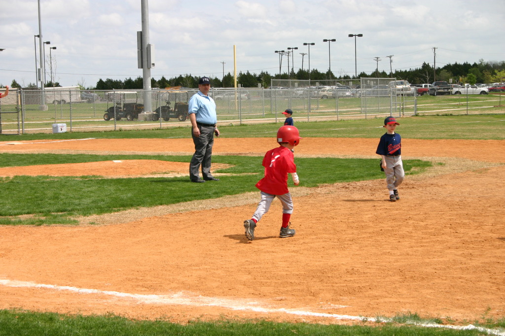 2007/03(March)/03-24-Titans-Tball/1024x768_IMG_9333.JPG