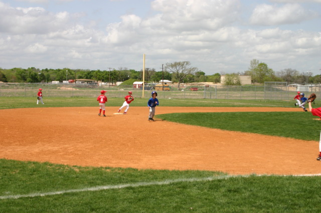 2007/03(March)/03-24-Titans-Tball/640x480_IMG_9317.JPG