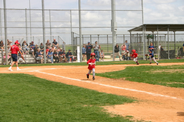 2007/03(March)/03-24-Titans-Tball/640x480_IMG_9329.JPG