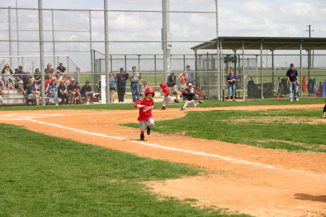 2007/03(March)/03-24-Titans-Tball/640x480_IMG_9330.JPG