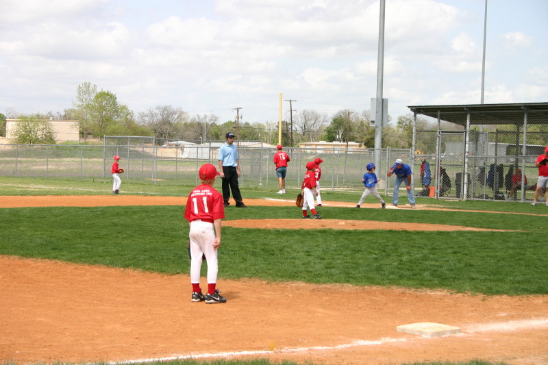 2007/03(March)/03-24-Titans-Tball/800x600_IMG_9308.JPG