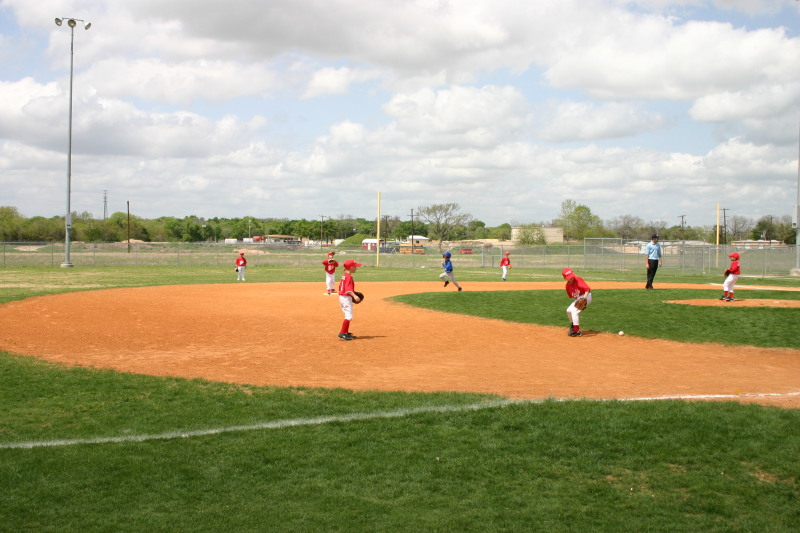 2007/03(March)/03-24-Titans-Tball/800x600_IMG_9313.JPG