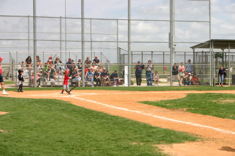 2007/03(March)/03-24-Titans-Tball/800x600_IMG_9326.JPG