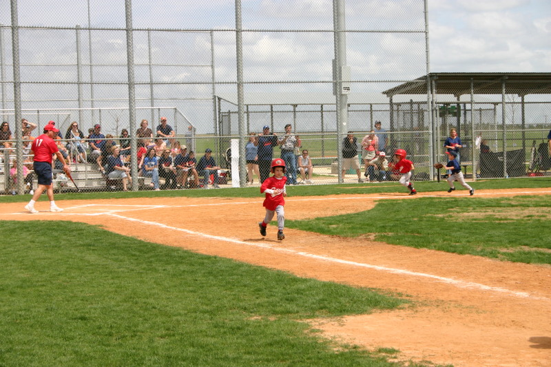 2007/03(March)/03-24-Titans-Tball/800x600_IMG_9329.JPG