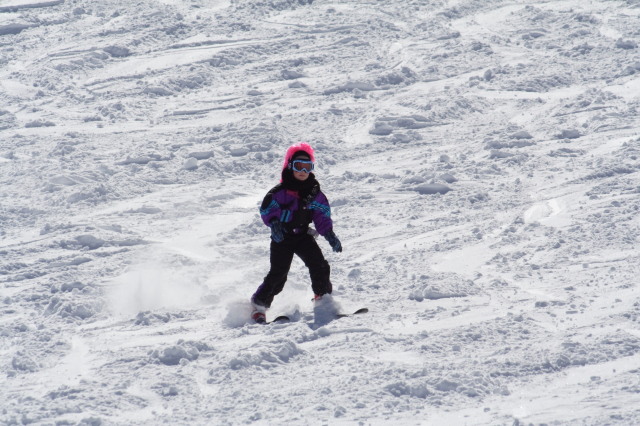 2007/03(March)/03_11_Loveland_Ski_Trip_Day_2/640x480_2007-03-11-Loveland_Ski-Trip-14-Brittney.JPG