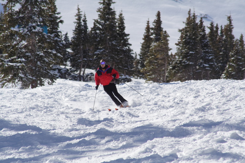 2007/03(March)/03_11_Loveland_Ski_Trip_Day_2/800x600_2007-03-11-Loveland_Ski-Trip-45-Travis.JPG