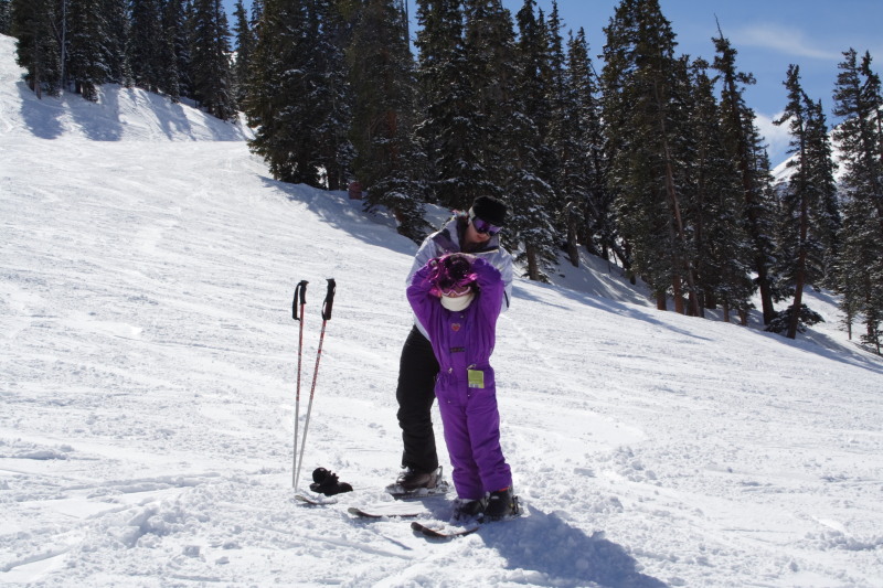 2007-03-11-Loveland_Ski-Trip-62-McKenzie-Karci.JPG