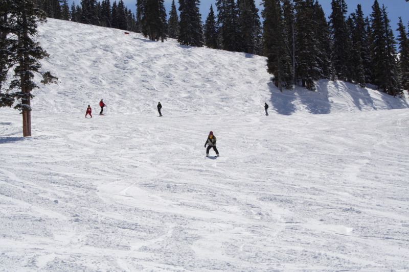 2007/03(March)/03_11_Loveland_Ski_Trip_Day_2/800x600_2007-03-11-Loveland_Ski-Trip-63-Chance.JPG