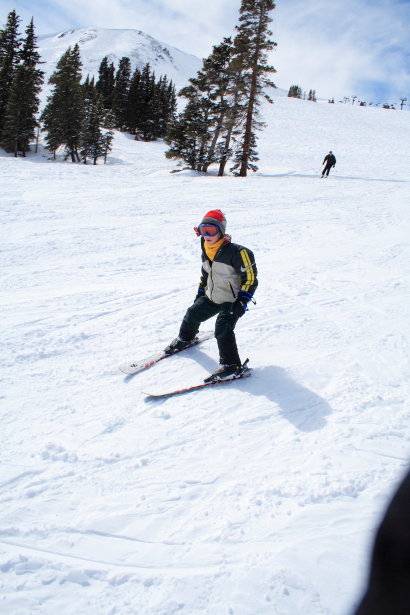 2007/03(March)/03_11_Loveland_Ski_Trip_Day_2/800x600_2007-03-11-Loveland_Ski-Trip-81-Chance.JPG