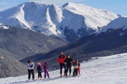 2007-03-11-Loveland_Ski-Trip-06-Karci-Brittney-McKenzie-Chance-Travis-Dax-Suzi.JPG