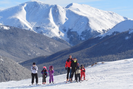 2007-03-11-Loveland_Ski-Trip-08-Karci-Brittney-McKenzie-Chance-Travis-Dax-Suzi.JPG