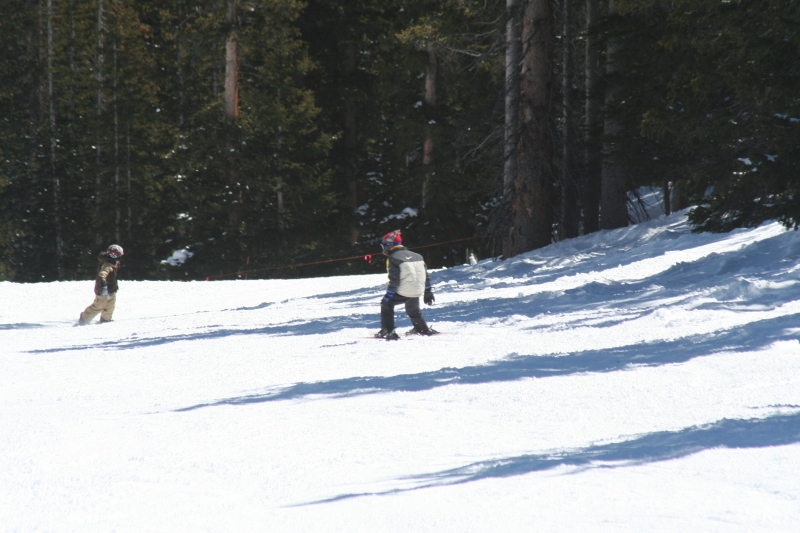 2007/03(March)/03_12_Loveland_Ski_Trip_Day_3/800x600_2007-03-12-Loveland_Ski-Trip-31-Chance.JPG