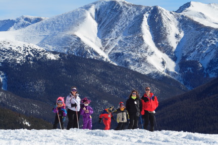 2007-03-12-Loveland_Ski-Trip-12-Brittney-Marci-McKenzie-Dax-Chance-Suzi-Travis.JPG