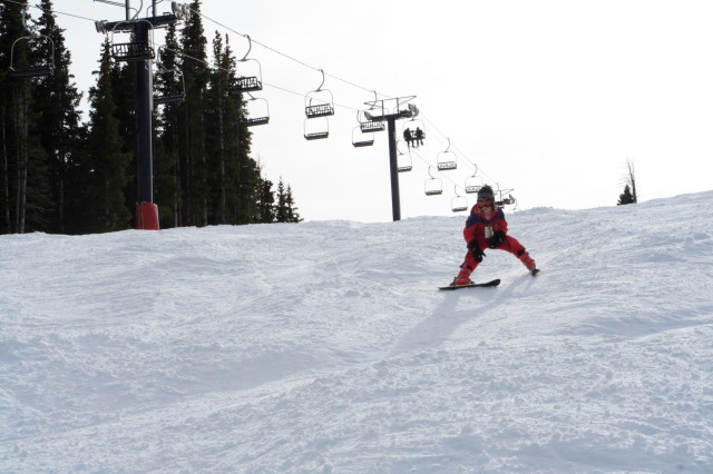 2007/03(March)/03_13_Loveland_Ski_Trip_Day_4/640x480_2007-03-13-Loveland-Ski-Trip-147-Dax.JPG