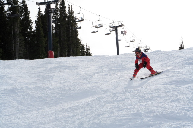 2007/03(March)/03_13_Loveland_Ski_Trip_Day_4/640x480_2007-03-13-Loveland-Ski-Trip-148-Dax.JPG