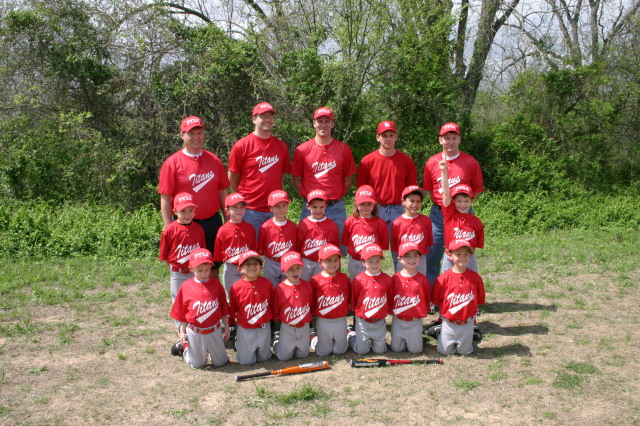2007/03(March)/Titans-Tball-team/640x480_IMG_9293.JPG