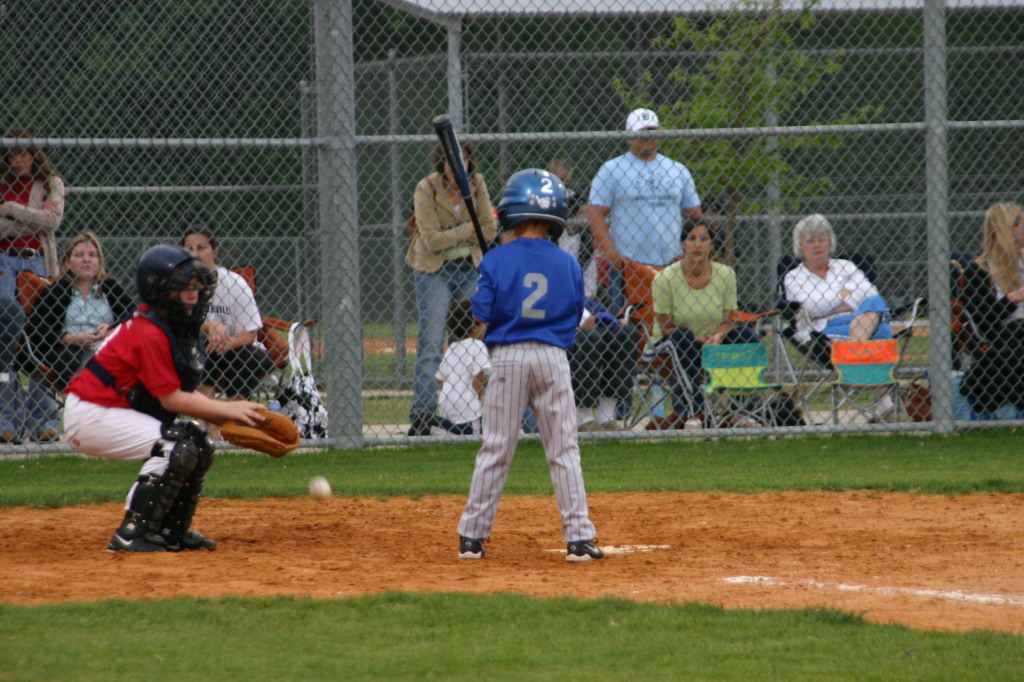 2007/04(April)/Leopards-Baseball-04-23/1024x768_2007-04-23-Leopards-vs-Reds-026-Hunter.JPG