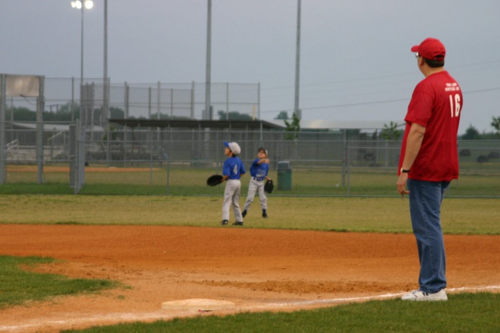 2007/04(April)/Leopards-Baseball-04-23/1024x768_2007-04-23-Leopards-vs-Reds-051-Nick-Luke.JPG