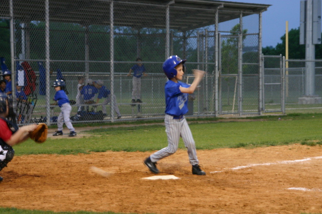 2007/04(April)/Leopards-Baseball-04-23/1024x768_2007-04-23-Leopards-vs-Reds-064-Chance.JPG