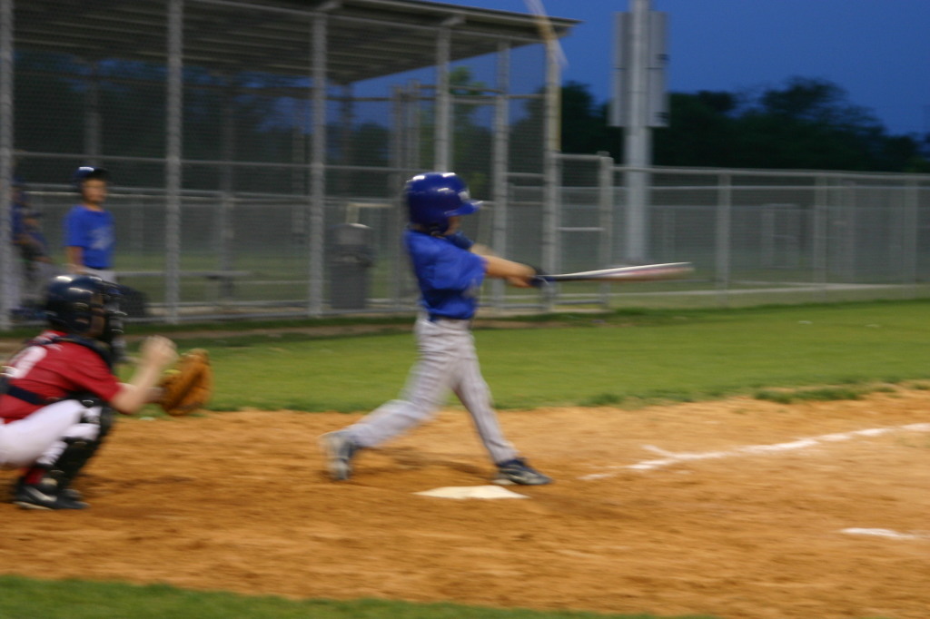 2007/04(April)/Leopards-Baseball-04-23/1024x768_2007-04-23-Leopards-vs-Reds-079-Clayton.JPG