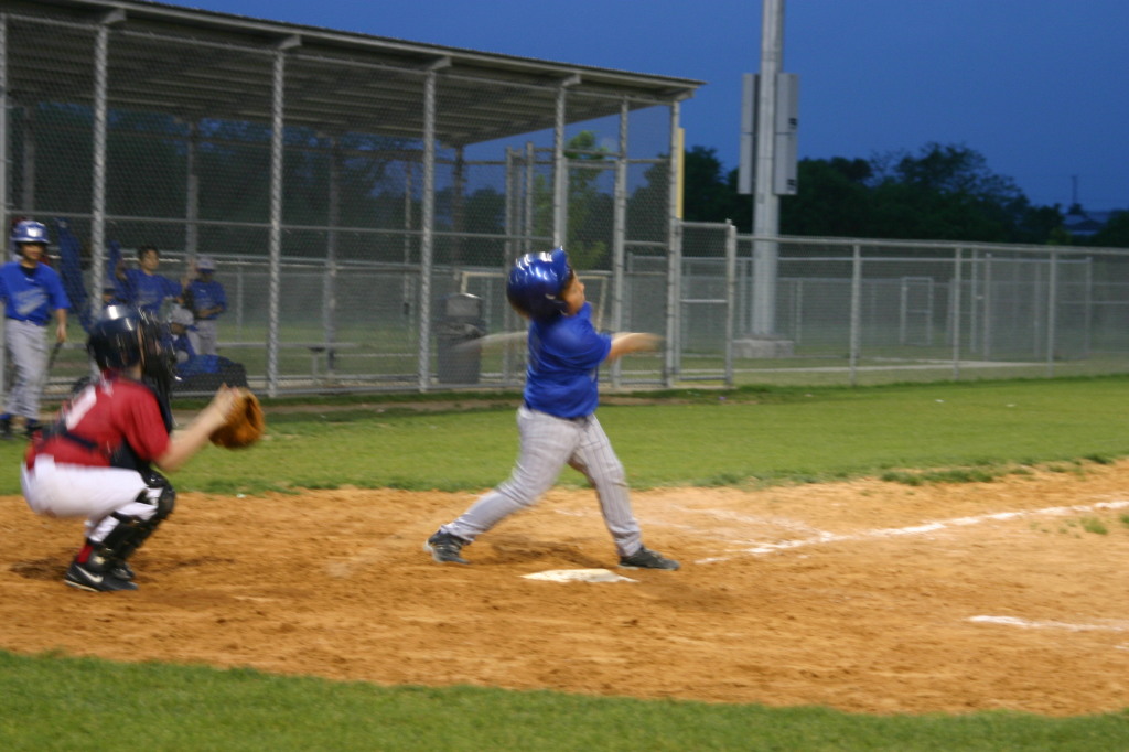 2007/04(April)/Leopards-Baseball-04-23/1024x768_2007-04-23-Leopards-vs-Reds-083-Stephen.JPG