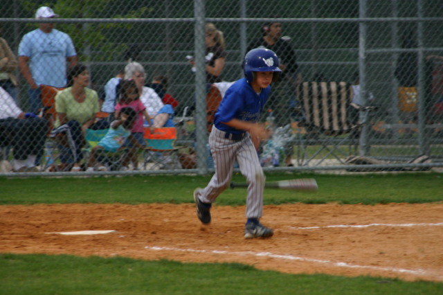 2007/04(April)/Leopards-Baseball-04-23/640x480_2007-04-23-Leopards-vs-Reds-009-Trip.JPG