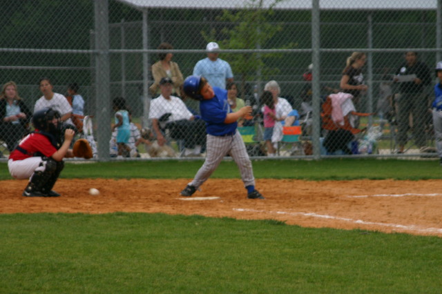 2007/04(April)/Leopards-Baseball-04-23/640x480_2007-04-23-Leopards-vs-Reds-016-Stephen.JPG