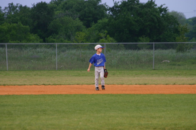 2007/04(April)/Leopards-Baseball-04-23/640x480_2007-04-23-Leopards-vs-Reds-047-Chance.JPG