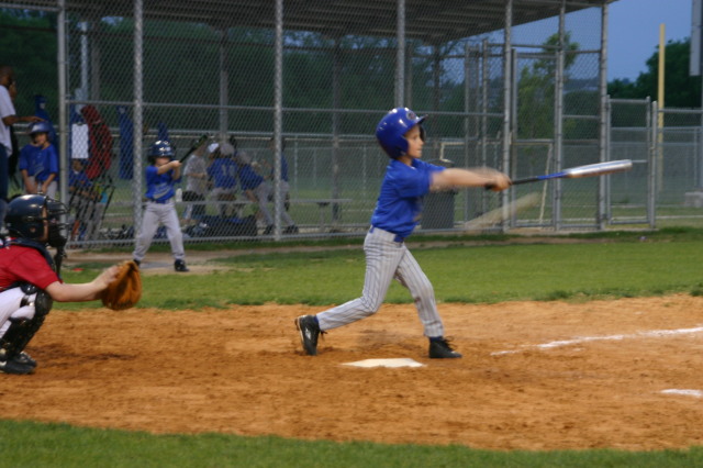 2007/04(April)/Leopards-Baseball-04-23/640x480_2007-04-23-Leopards-vs-Reds-063-Chance.JPG