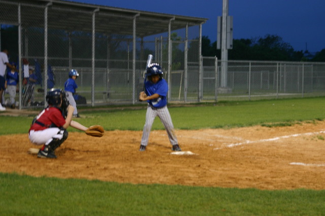2007/04(April)/Leopards-Baseball-04-23/640x480_2007-04-23-Leopards-vs-Reds-088-Seth.JPG