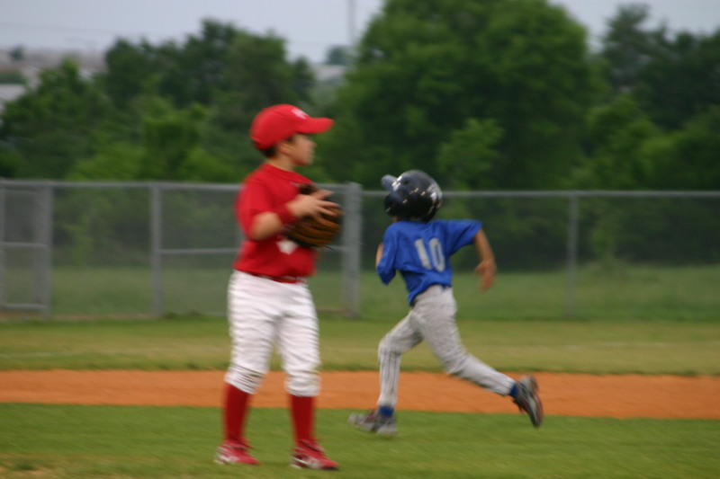 2007/04(April)/Leopards-Baseball-04-23/800x600_2007-04-23-Leopards-vs-Reds-028-Seth.JPG
