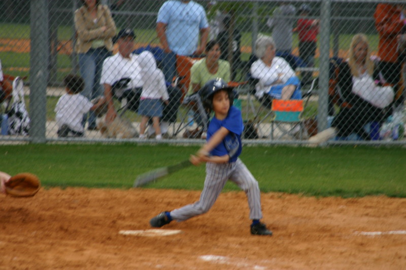 2007/04(April)/Leopards-Baseball-04-23/800x600_2007-04-23-Leopards-vs-Reds-034-Nick.JPG