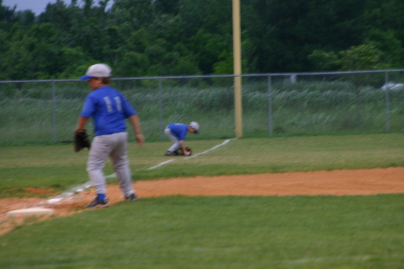 2007/04(April)/Leopards-Baseball-04-23/800x600_2007-04-23-Leopards-vs-Reds-043-Stephen-Chance.JPG