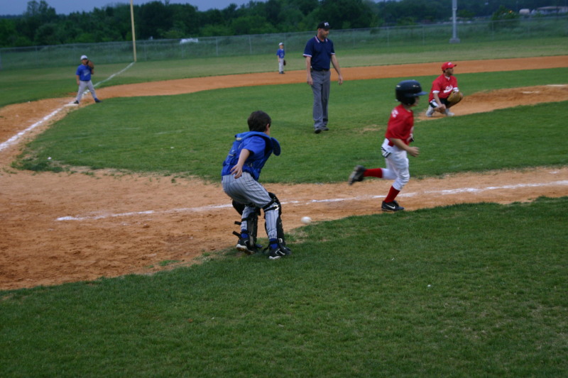2007/04(April)/Leopards-Baseball-04-23/800x600_2007-04-23-Leopards-vs-Reds-056-Clayton.JPG
