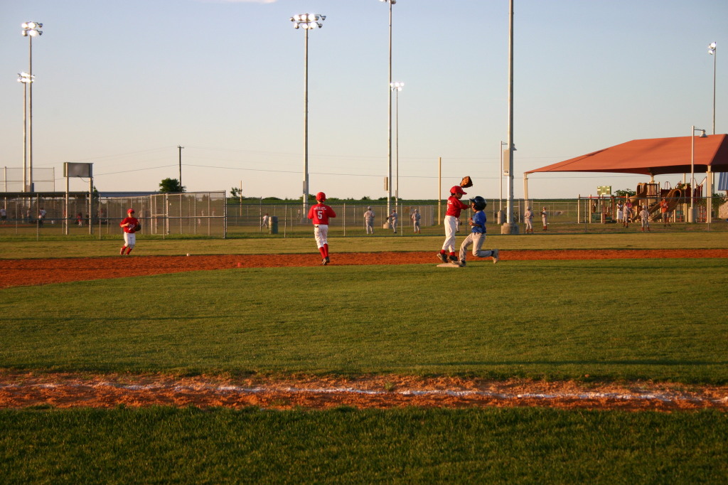 2007/04(April)/Leopards-Baseball-04-26/1024x768_2007-04-26-Leopards-vs-Reds-050-Seth.JPG