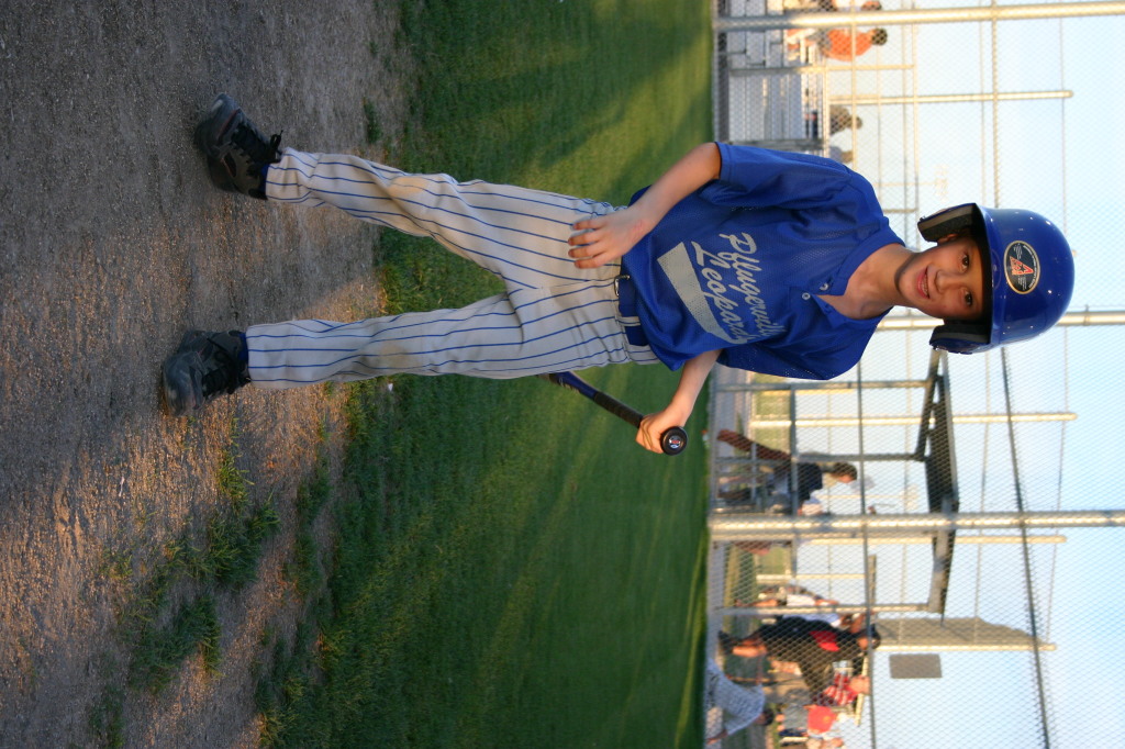 2007/04(April)/Leopards-Baseball-04-26/1024x768_2007-04-26-Leopards-vs-Reds-058-Chance.JPG
