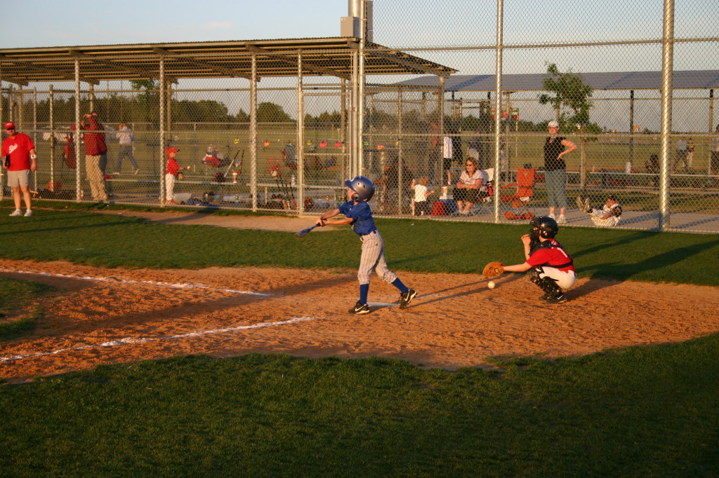2007/04(April)/Leopards-Baseball-04-26/1024x768_2007-04-26-Leopards-vs-Reds-070.JPG