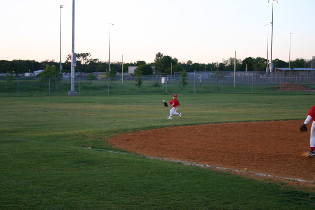 2007/04(April)/Leopards-Baseball-04-26/640x480_2007-04-26-Leopards-vs-Reds-079.JPG