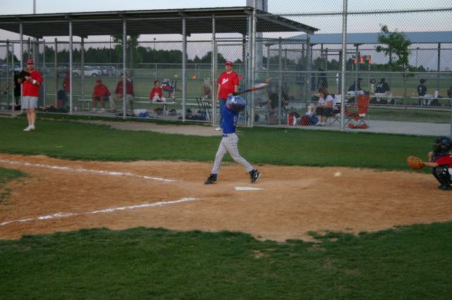2007/04(April)/Leopards-Baseball-04-26/640x480_2007-04-26-Leopards-vs-Reds-096-Clayton.JPG
