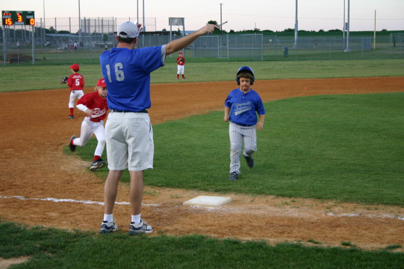 2007/04(April)/Leopards-Baseball-04-26/800x600_2007-04-26-Leopards-vs-Reds-104-Stephen.JPG