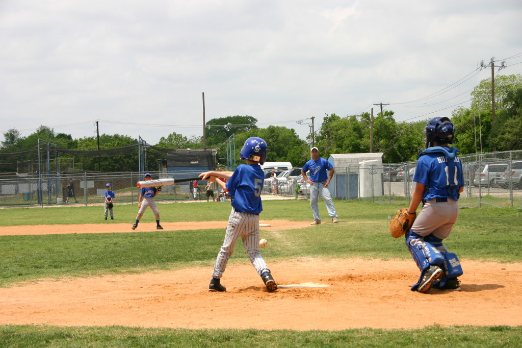 2007/04(April)/Leopards-Baseball-04-28/1024x768_2007-04-28-Leopards-09-Chance.JPG