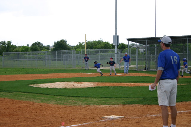 2007/05(May)/Leopards-Baseball-05-06-vs-Braves/640x480_2007-05-06-Leopards-22-Evan-Chance.JPG